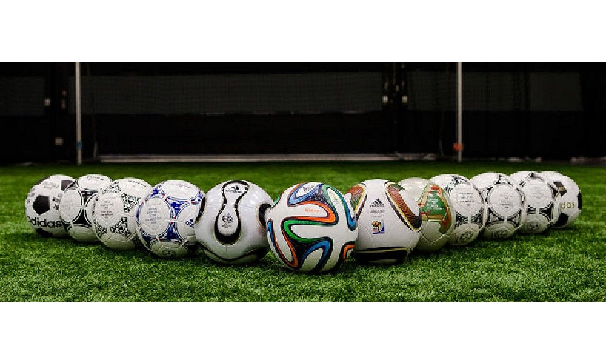 Игры футбольные мячи 3. Мяч футбольный World Cup. World Cup 2014 футбол мяч. Самые крутые футбольные мячи.