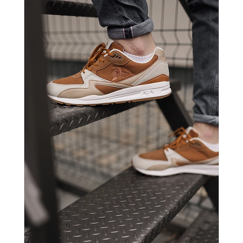 Кросівки Le Coq Sportif LCS R800 Чоловіча р.44 Білий/Коричневий