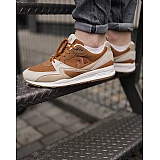 Кросівки Le Coq Sportif LCS R800 Чоловіча р.44 Білий/Коричневий