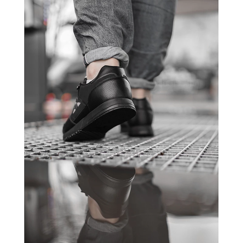 Кросівки Le Coq Sportif JAZY CLASSIC AUTOMNE Чоловіча р.43 Чорний