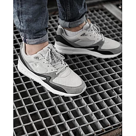 Кросівки Le Coq Sportif LCS R800 Чоловіча р.44 Комбінований