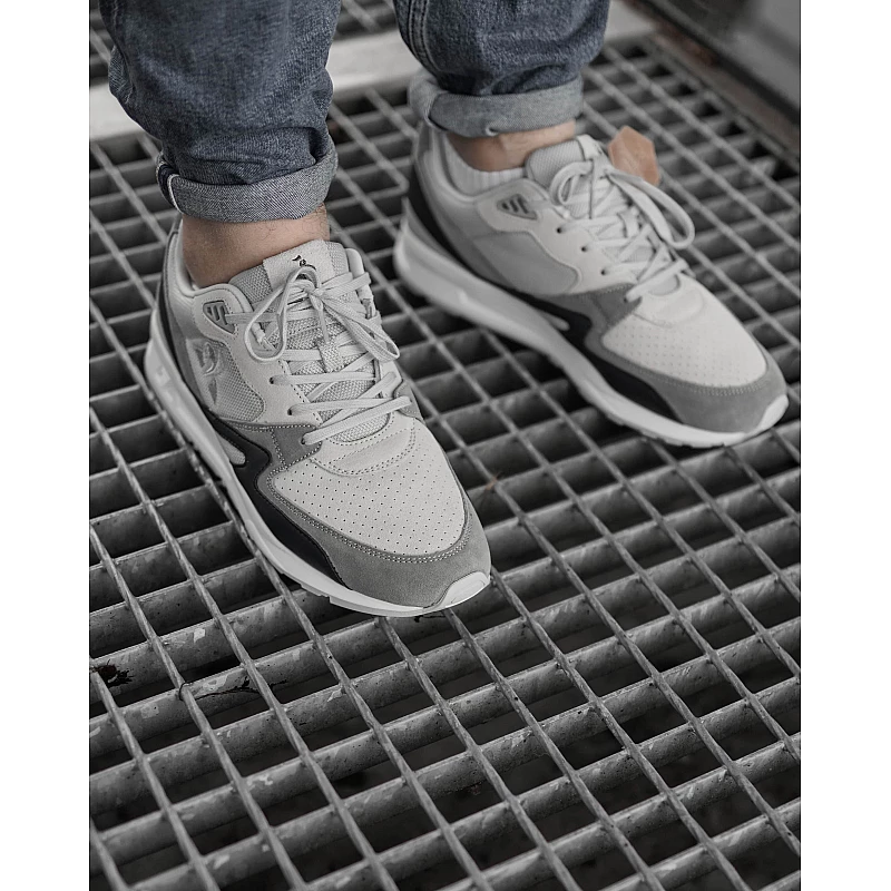 Кросівки Le Coq Sportif LCS R800 Чоловіча р.44 Комбінований