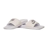 Тапочки Nike WMNS BENASSI JDI Жінки р.35.5 Білий