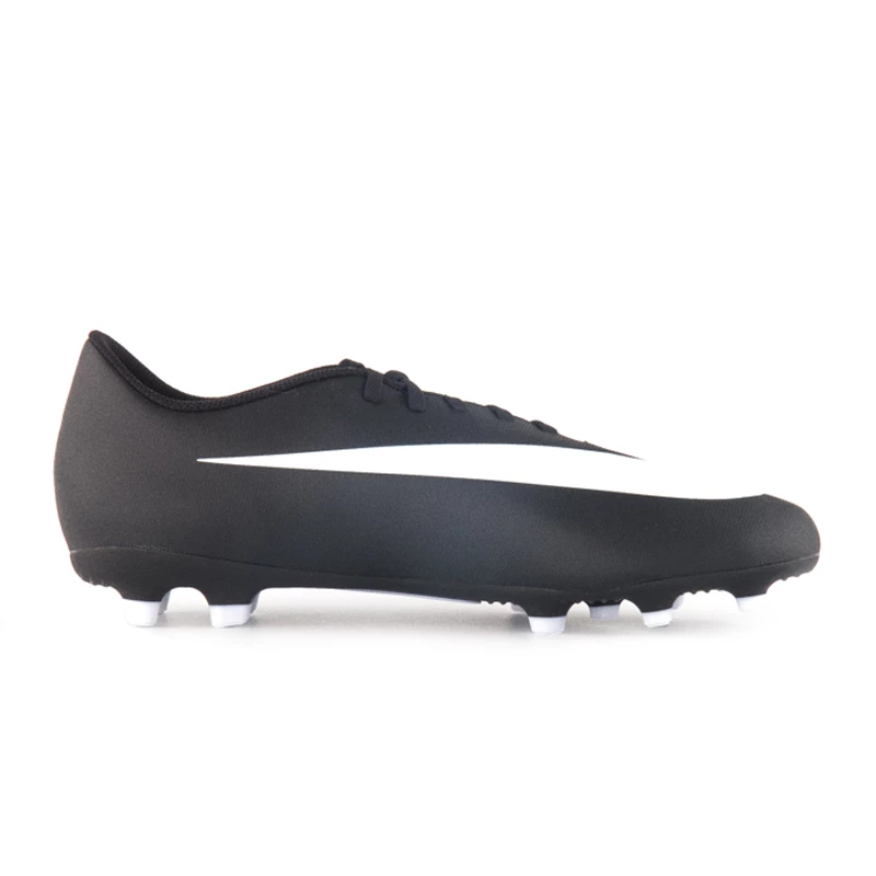 Бутси Nike BRAVATA II FG Унісекс р.47.5 Білий/Чорний