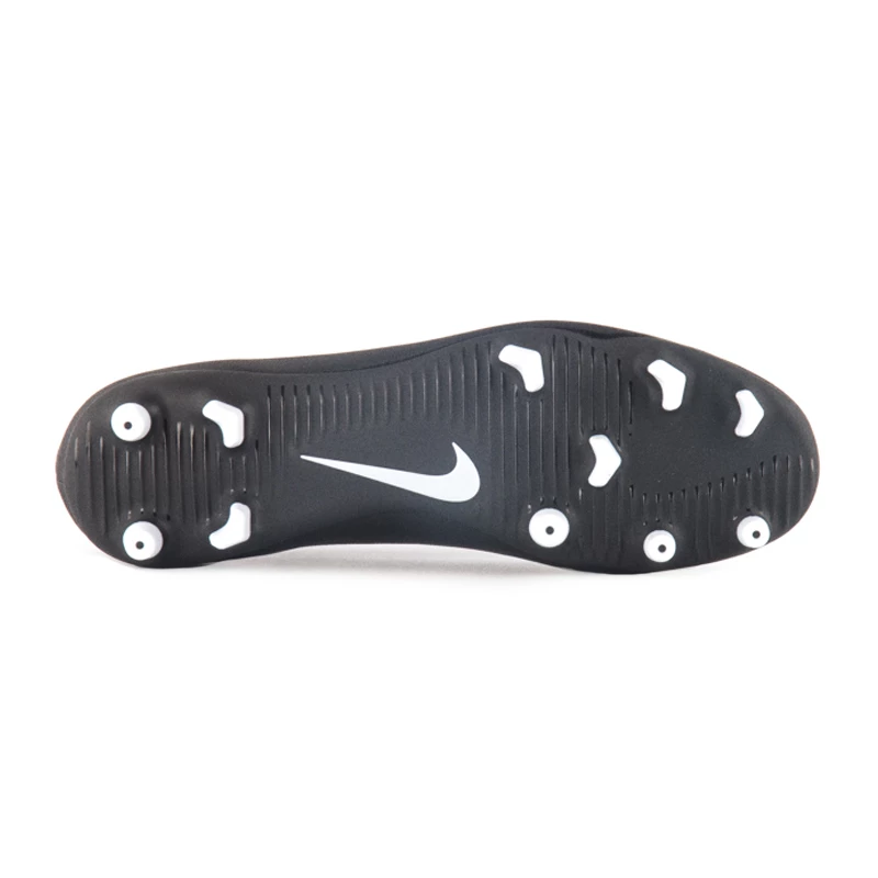 Бутси Nike BRAVATA II FG Унісекс р.47.5 Білий/Чорний
