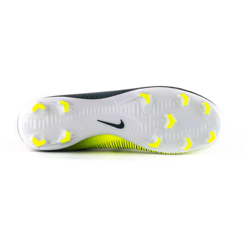 Бутси Nike MERCURIAL SUPERFLY V CR7 FG JR Унісекс (8-15) р.36 Комбінований