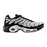 Кросівки Nike AIR MAX PLUS Чоловіча р.40 Білий