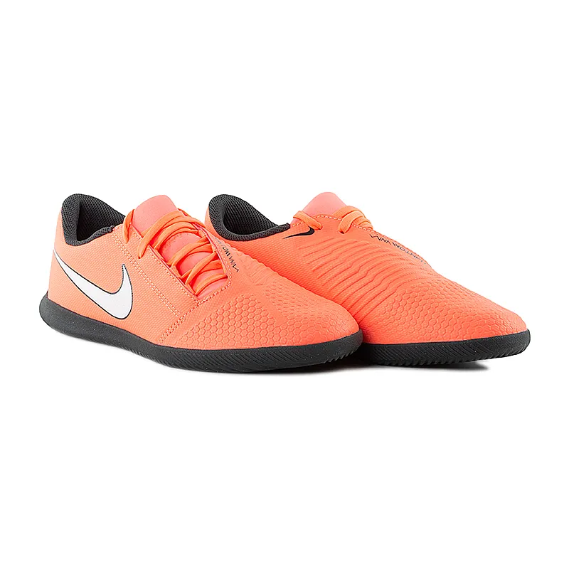 Бутси Nike PHANTOM VENOM CLUB IC Унісекс р.38.5