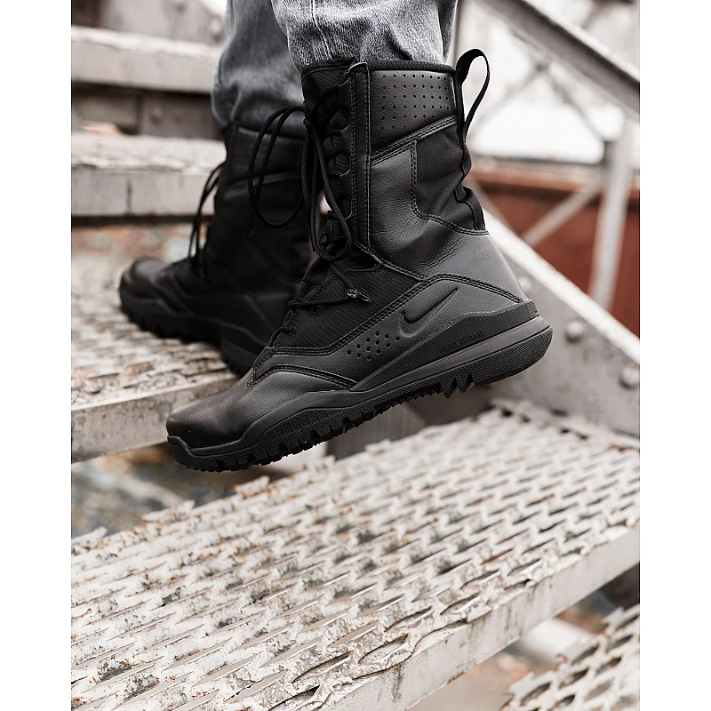 Черевики Nike SFB FIELD 2 8 Чоловіча р.45.5 Чорний