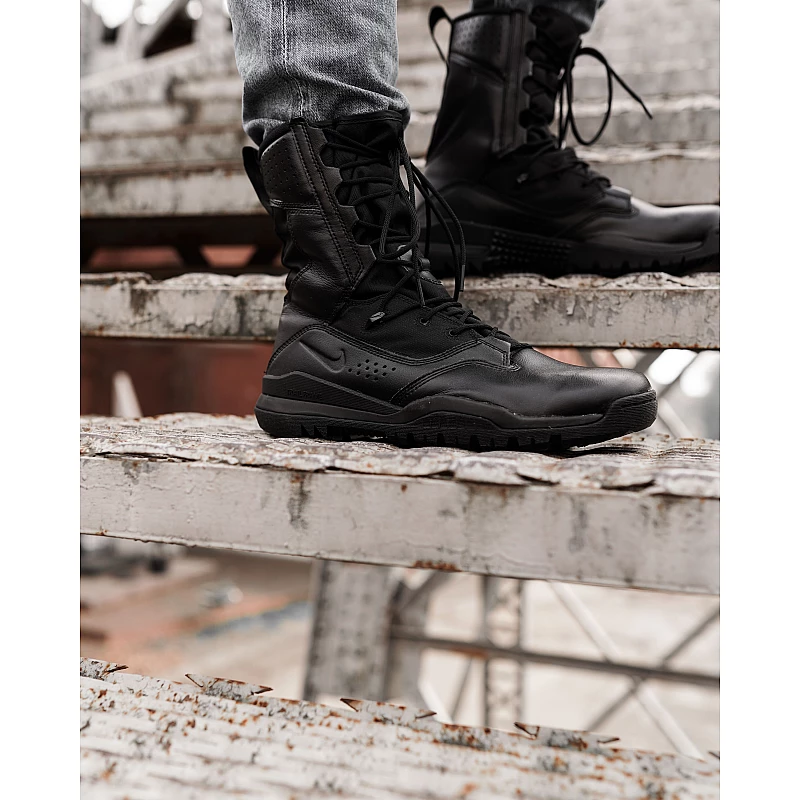 Черевики Nike SFB FIELD 2 8 Чоловіча р.45.5 Чорний