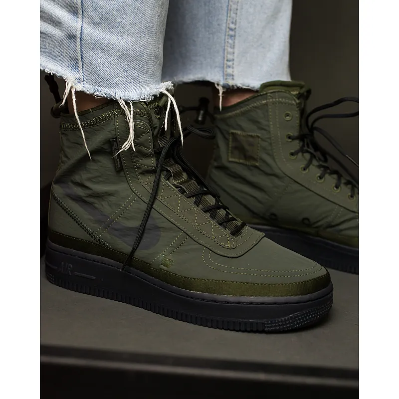 Кросівки Nike Air Force 1 Shell Жіноча р.35.5 Зелений