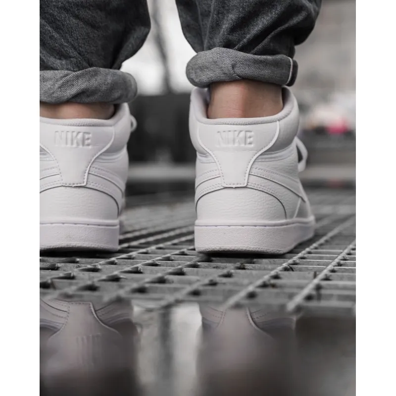 Кросівки Nike Court Vision Mid Чоловіки р.45.5