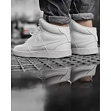 Кросівки Nike Court Vision Mid Чоловіки р.45.5