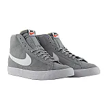 Кросівки Nike BLAZER MID '77 SUEDE Чоловіча р.36.5