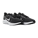 Кросівки Nike Downshifter 10 Жінки р.42 Чорний