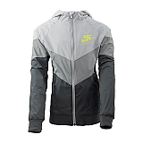 Вітровка Nike B NSW WR JKT HD GX QS Хлопчик (8-15) р.S