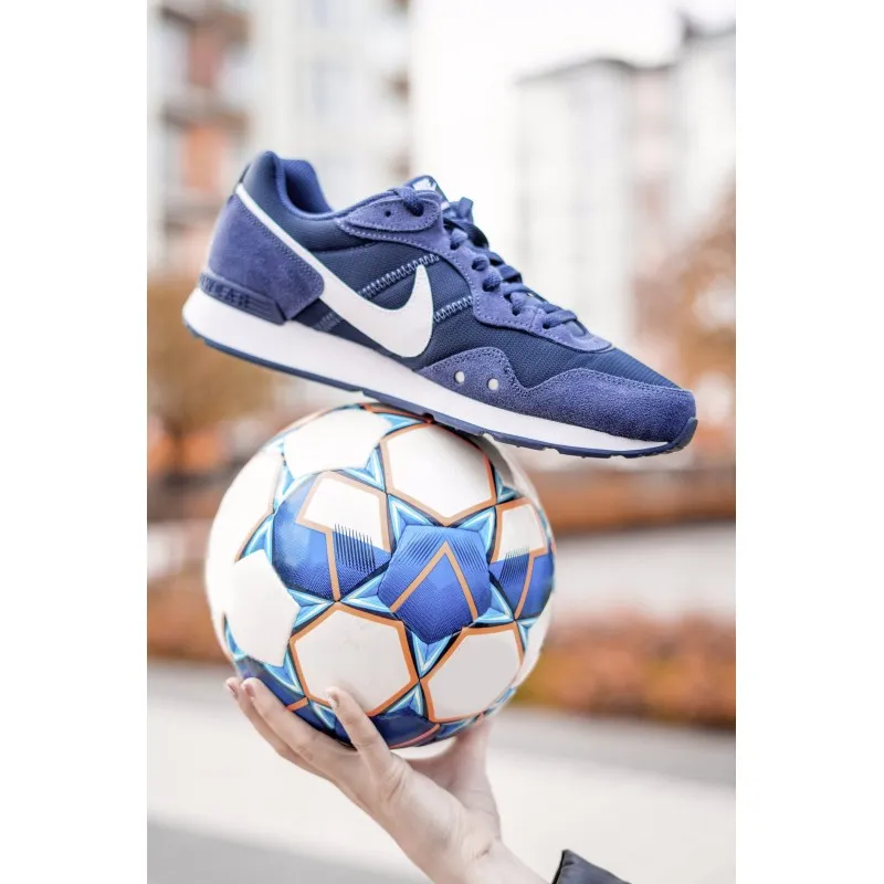 Кросівки Nike VENTURE RUNNER Чоловіки р.39 Синій