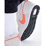 Кросівки Nike WMNS VENTURE RUNNER Жіноча р.37.5