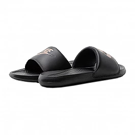 Тапочки Nike W VICTORI ONE SLIDE Жіноча р.38 Чорний