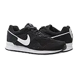 Кросівки Nike Venture Runner Suede Чоловіча р.45 Білий/Чорний