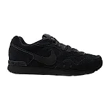 Кросівки Nike Venture Runner Suede Чоловіча р.41 Чорний