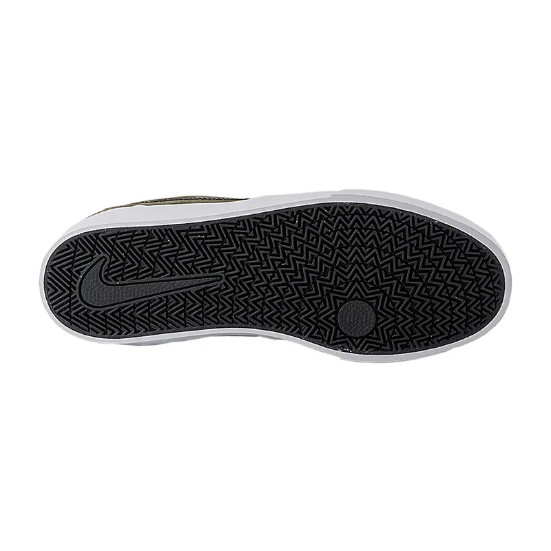 Кросівки Nike SB Charge Suede Унісекс р.45 Хакі