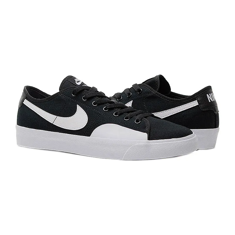Кросівки Nike SB Blazer Court Унісекс р.41 Чорний