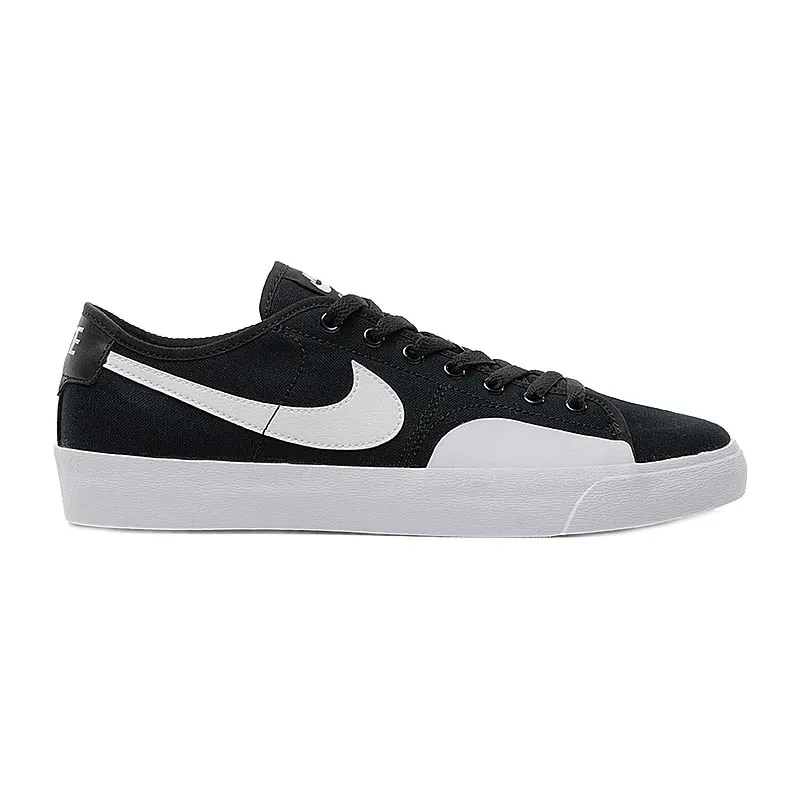 Кросівки Nike SB Blazer Court Унісекс р.41 Чорний