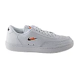 Кросівки Nike Court Vintage Premium Жінки р.35.5 Білий