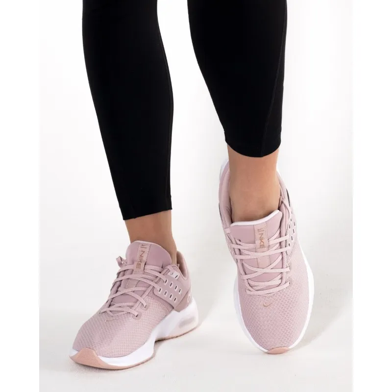 Кросівки Nike Air Max Bella TR 4 Жіноча р.40