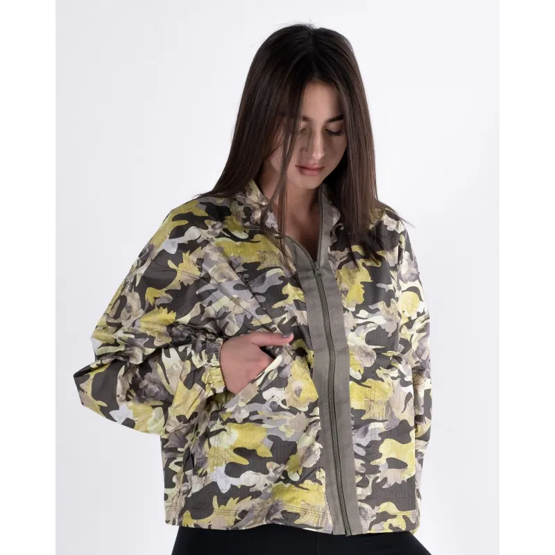 Куртка Nike W NSW WVN AOP JKT P&G