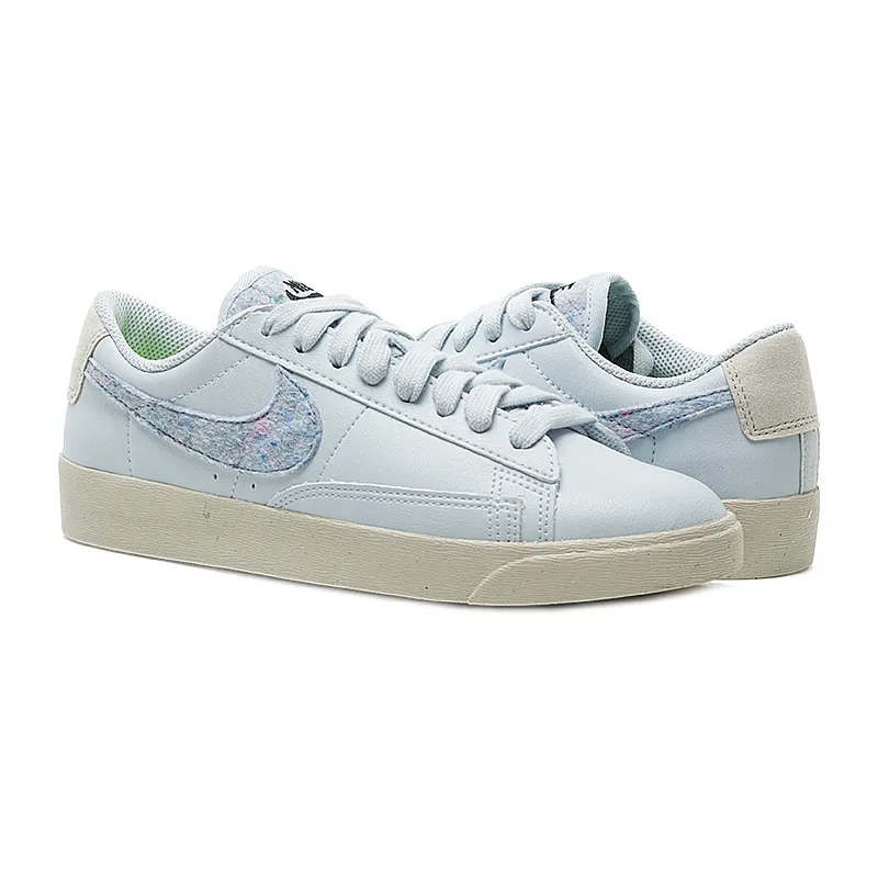 Кросівки Nike Blazer Low SE Жінки р.38 Білий