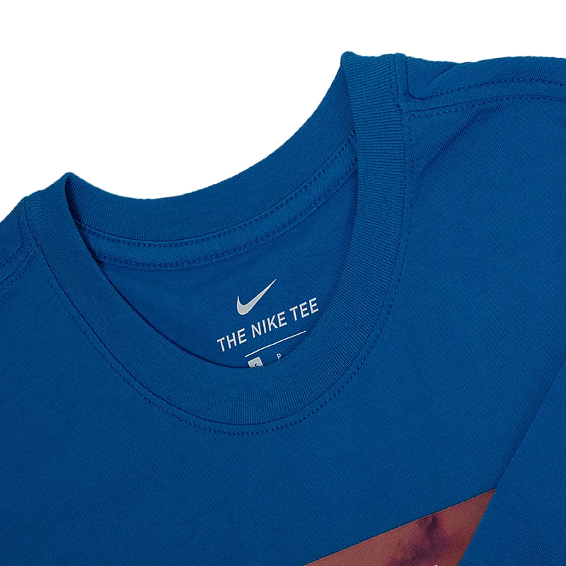 Футболка Nike M NSW TEE SPRING BRK PHOTO Чоловіки р.M Синій