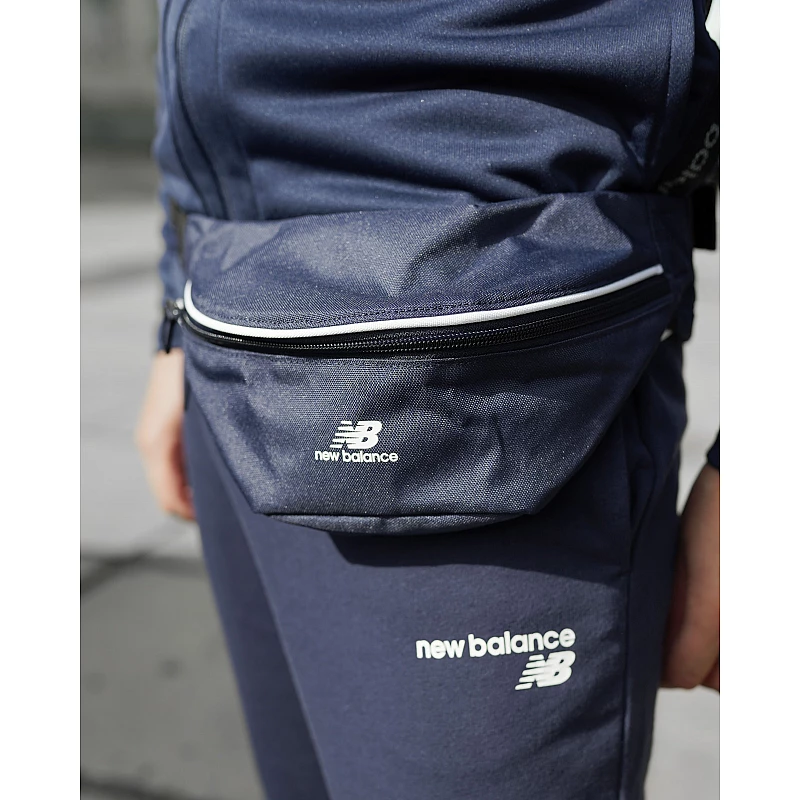 Сумка на пояс New Balance NB CLASSIC WAIST Унісекс р.MISC Синій