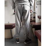 Брюки New Balance NB ESSENTIALS STACKED LOGO Чоловіки р.S