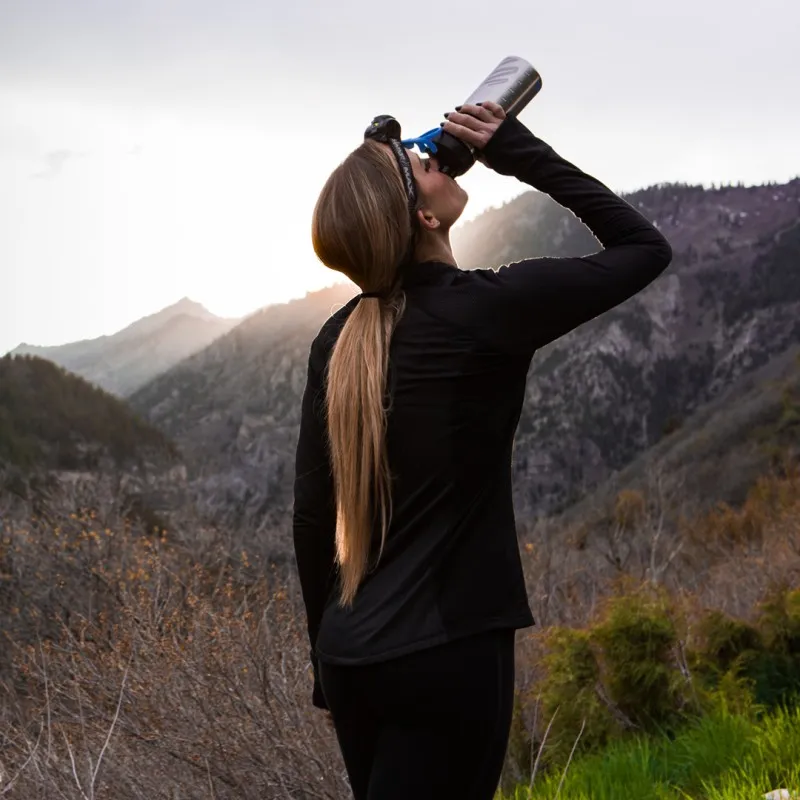 Спортивная бутылка-шейкер BlenderBottle SportMixer Stainless Steel Cyan 820мл (из нержавеющей пищевой cтали) фото товара