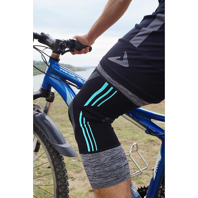 Эластический наколенник Power System Knee Support Evo PS-6021 L Black/Blue фото товару