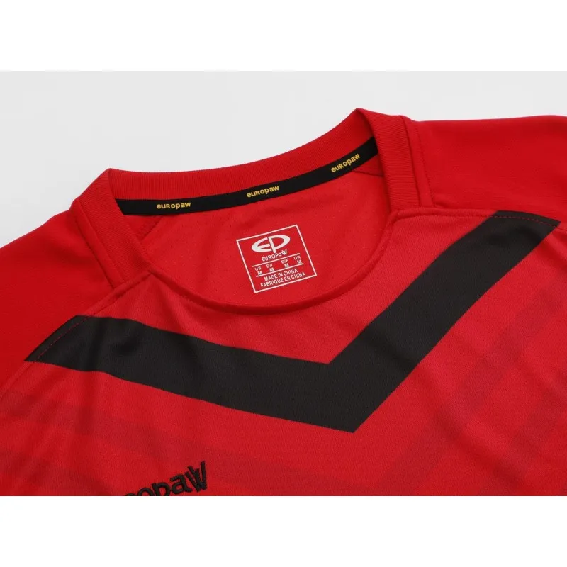 Футбольная форма Europaw 026 красно-черная [L] фото товару