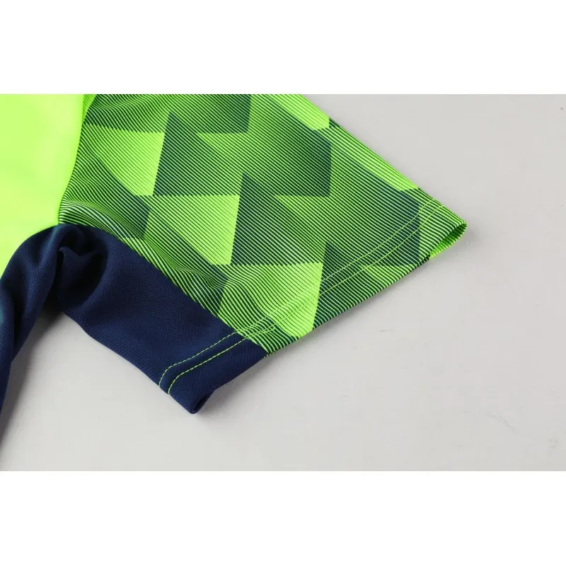 Футбольна форма Europaw 028 Classic light салатово-темно-синя [L] фото товару