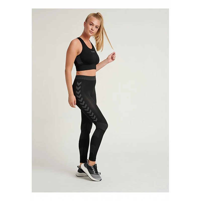 Топ HUMMEL FIRST SEAMLESS BRA WOMEN 202-647-2001-M/L Взрослые Женский ЧЕРНЫЙ