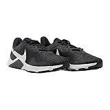 Кросівки Nike Legend Essential 2 Чоловіча р.42.5 Чорний