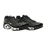 Кросівки Nike AIR MAX PLUS Чоловіча р.42 Чорний