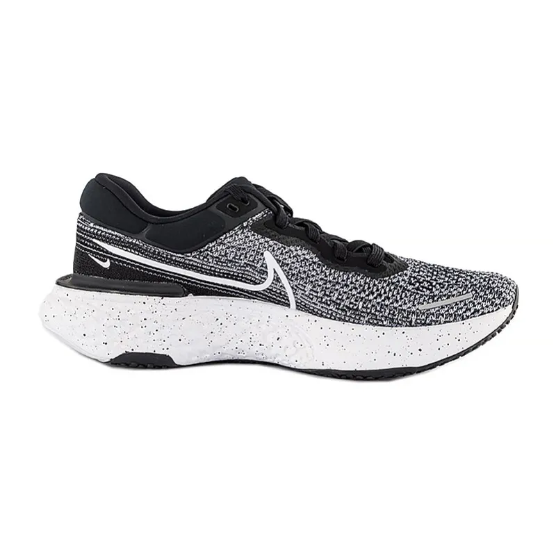 Кросівки NIKE ZOOMX INVINCIBLE RUN FK