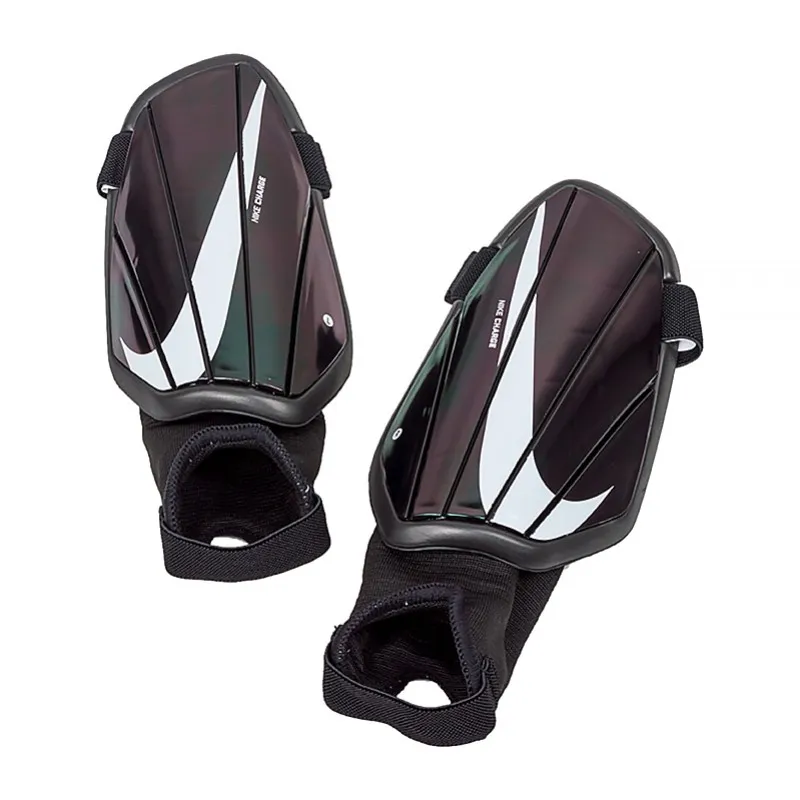 Щитки Nike  Charge