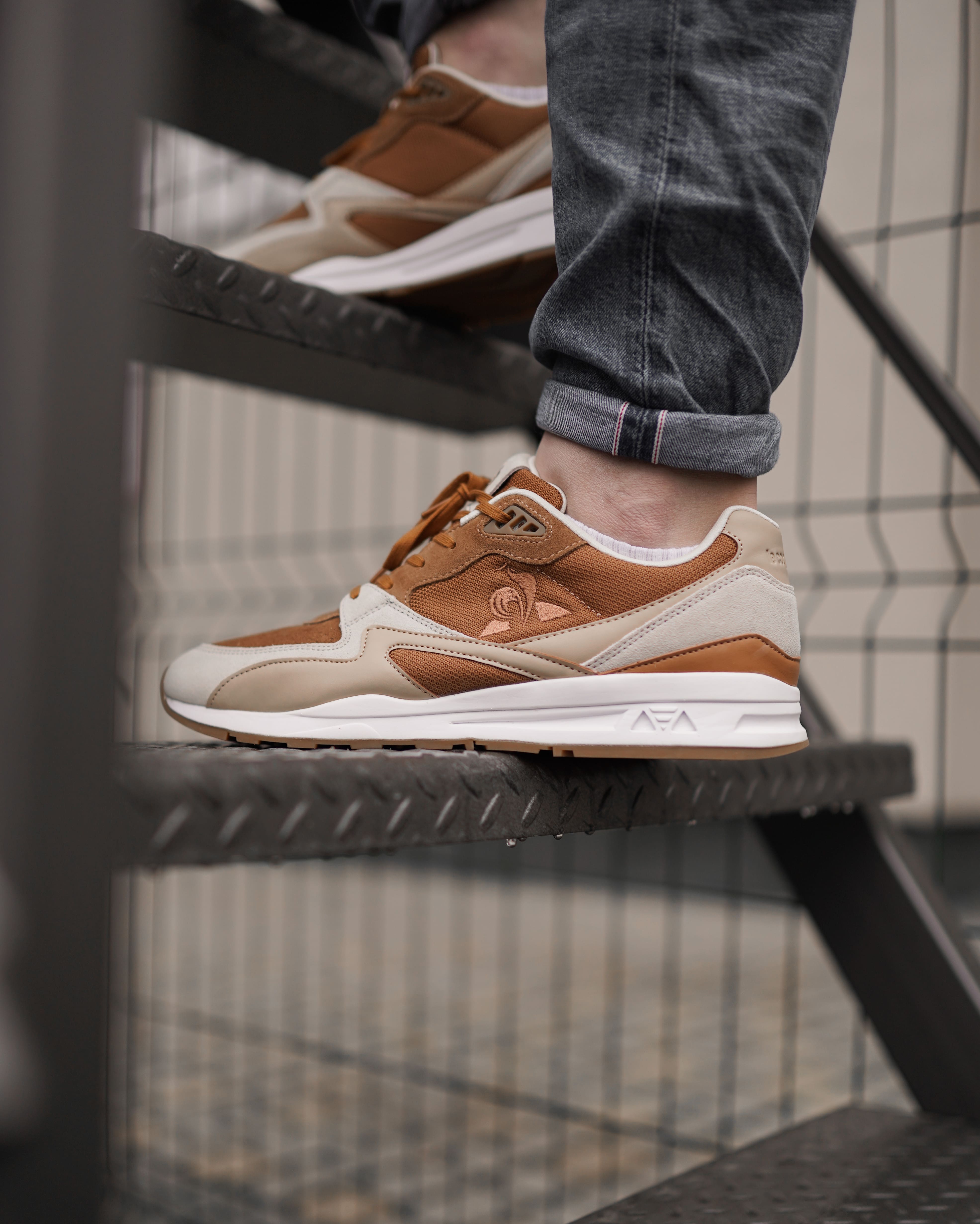 Кросівки Le Coq Sportif LCS R800 Чоловіча р.44 Білий/Коричневий