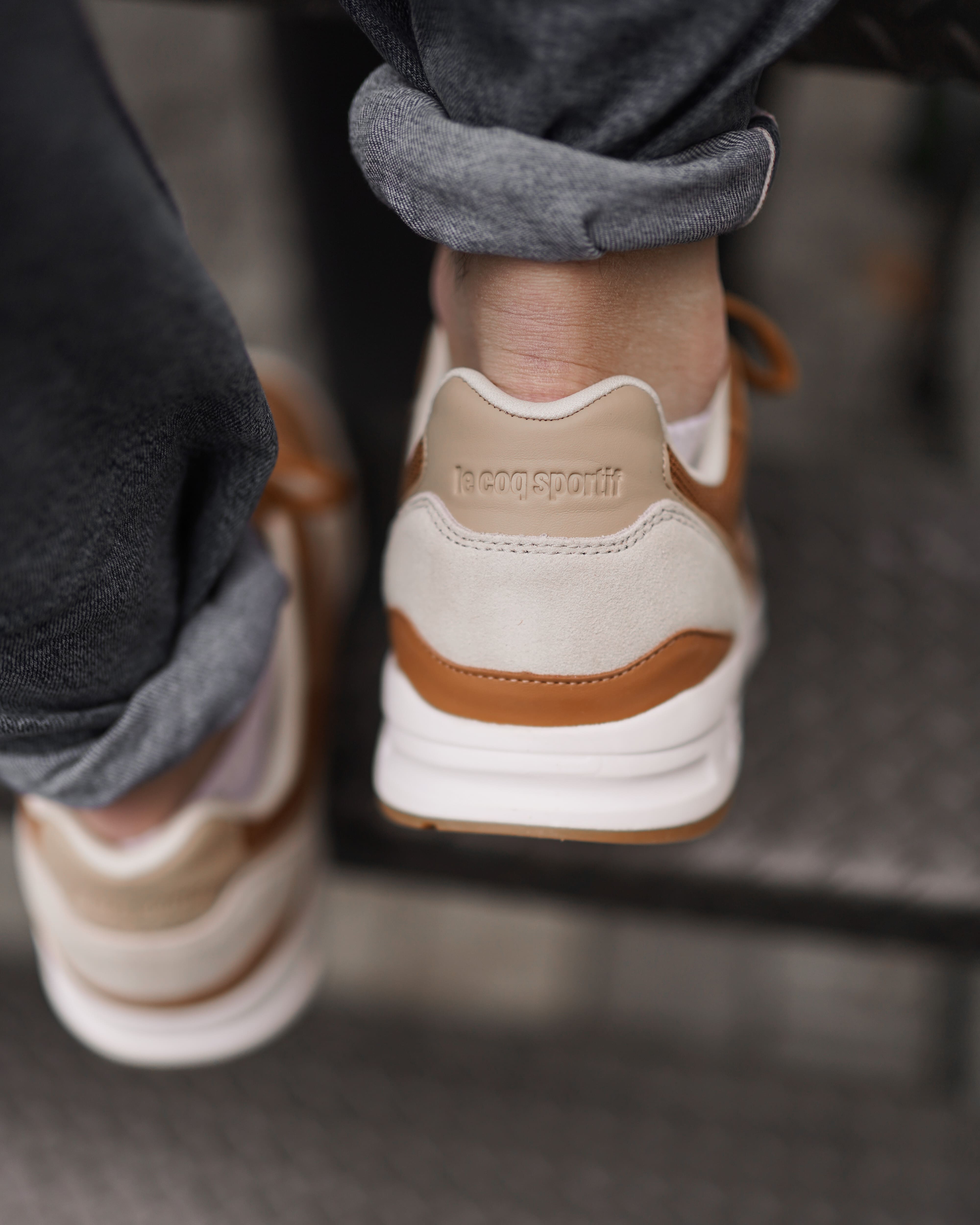 Кросівки Le Coq Sportif LCS R800 Чоловіча р.44 Білий/Коричневий