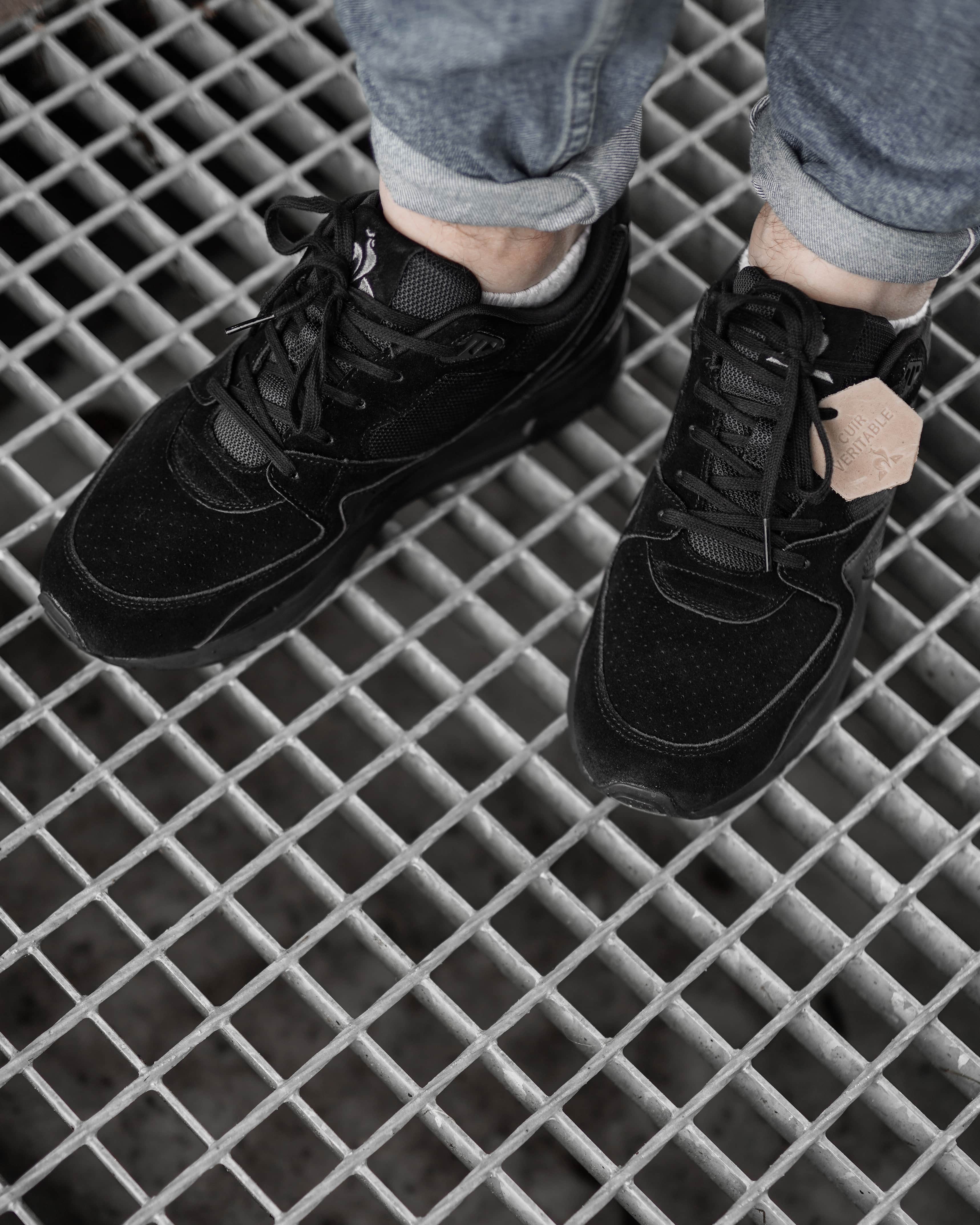 Кросівки Le Coq Sportif LCS R800 Чоловіча р.46 Чорний