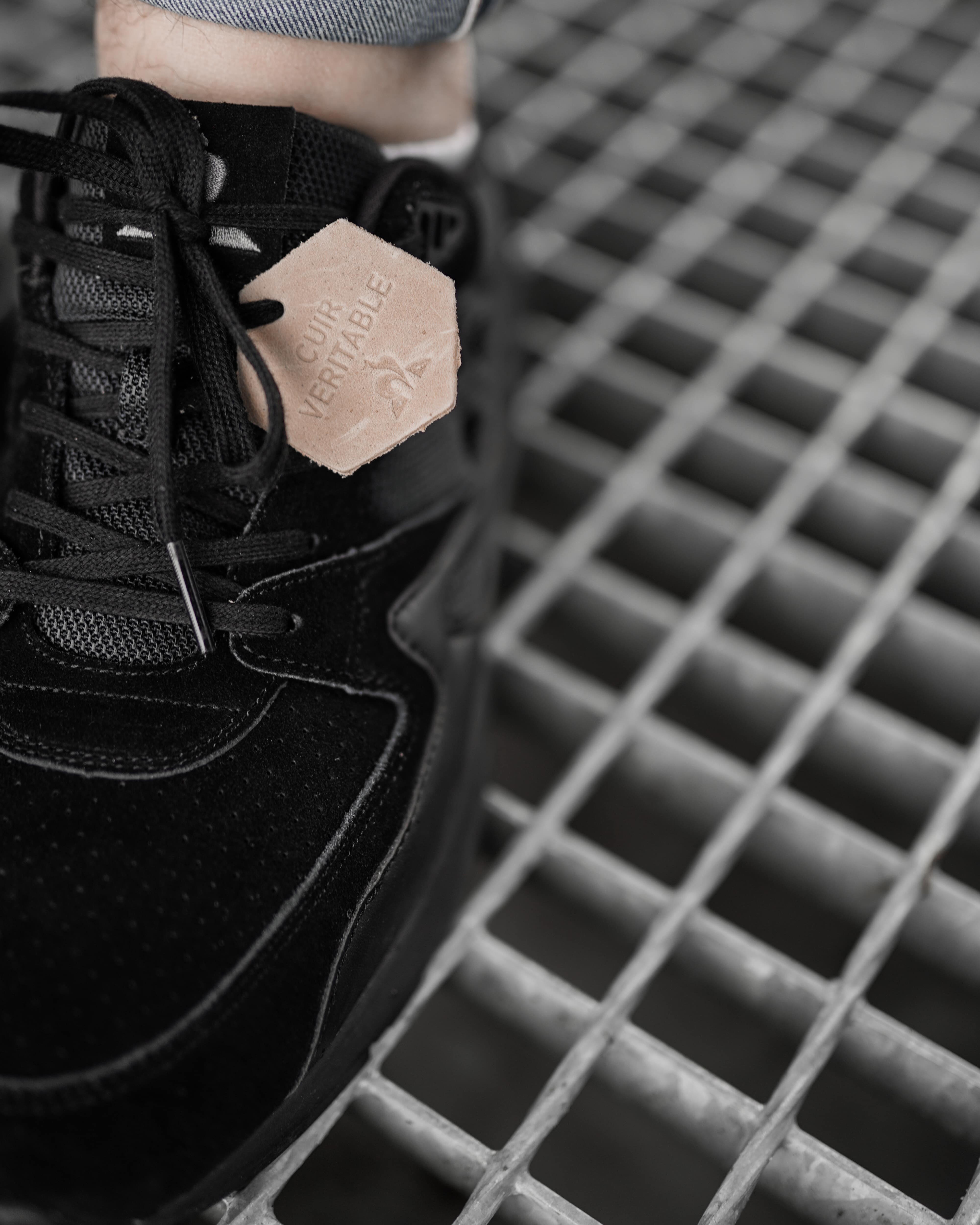 Кросівки Le Coq Sportif LCS R800 Чоловіча р.46 Чорний