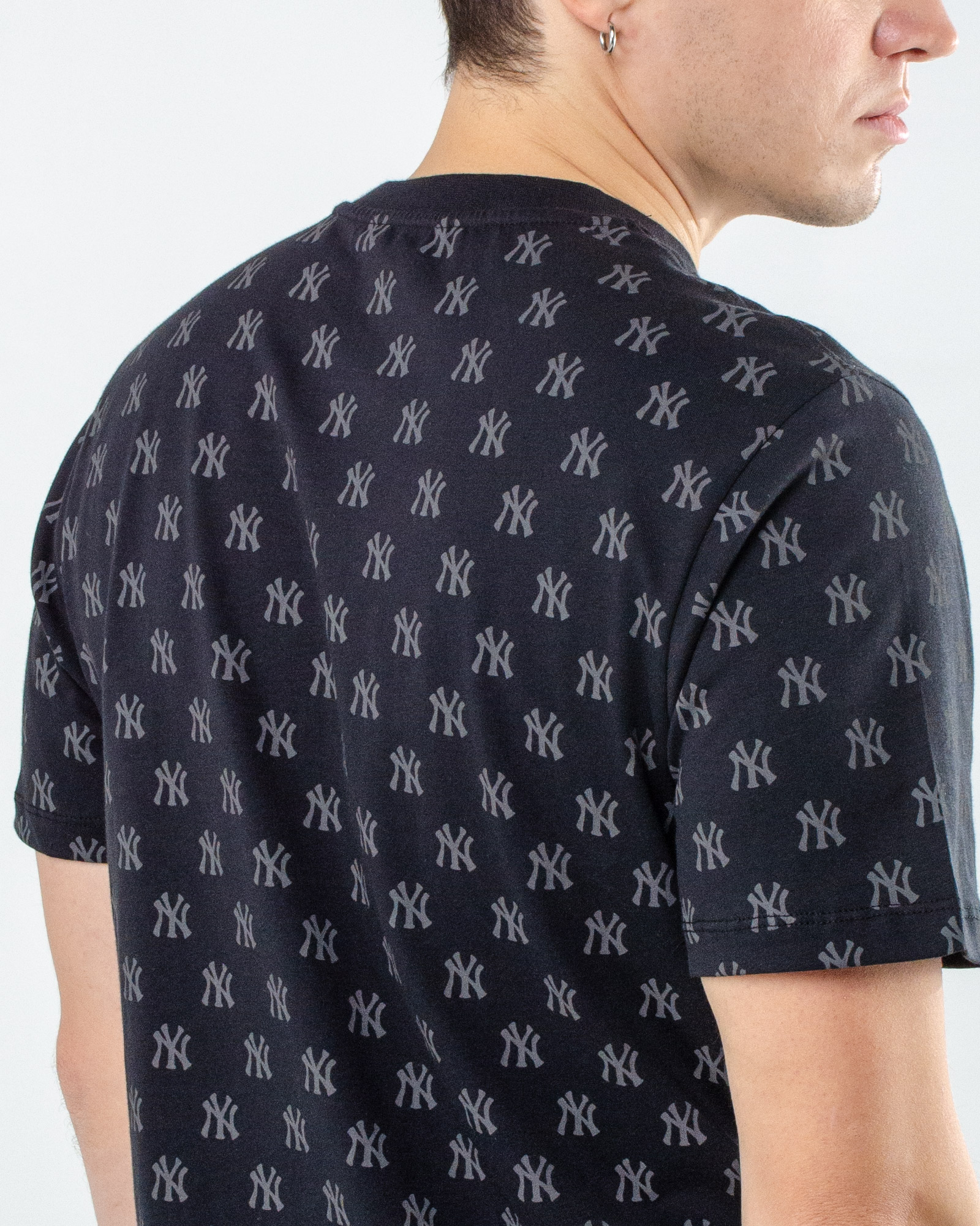 Футболка 47 Brand MLB NEW YORK YANKEES REPEAT LOGO Чоловіча р.S
