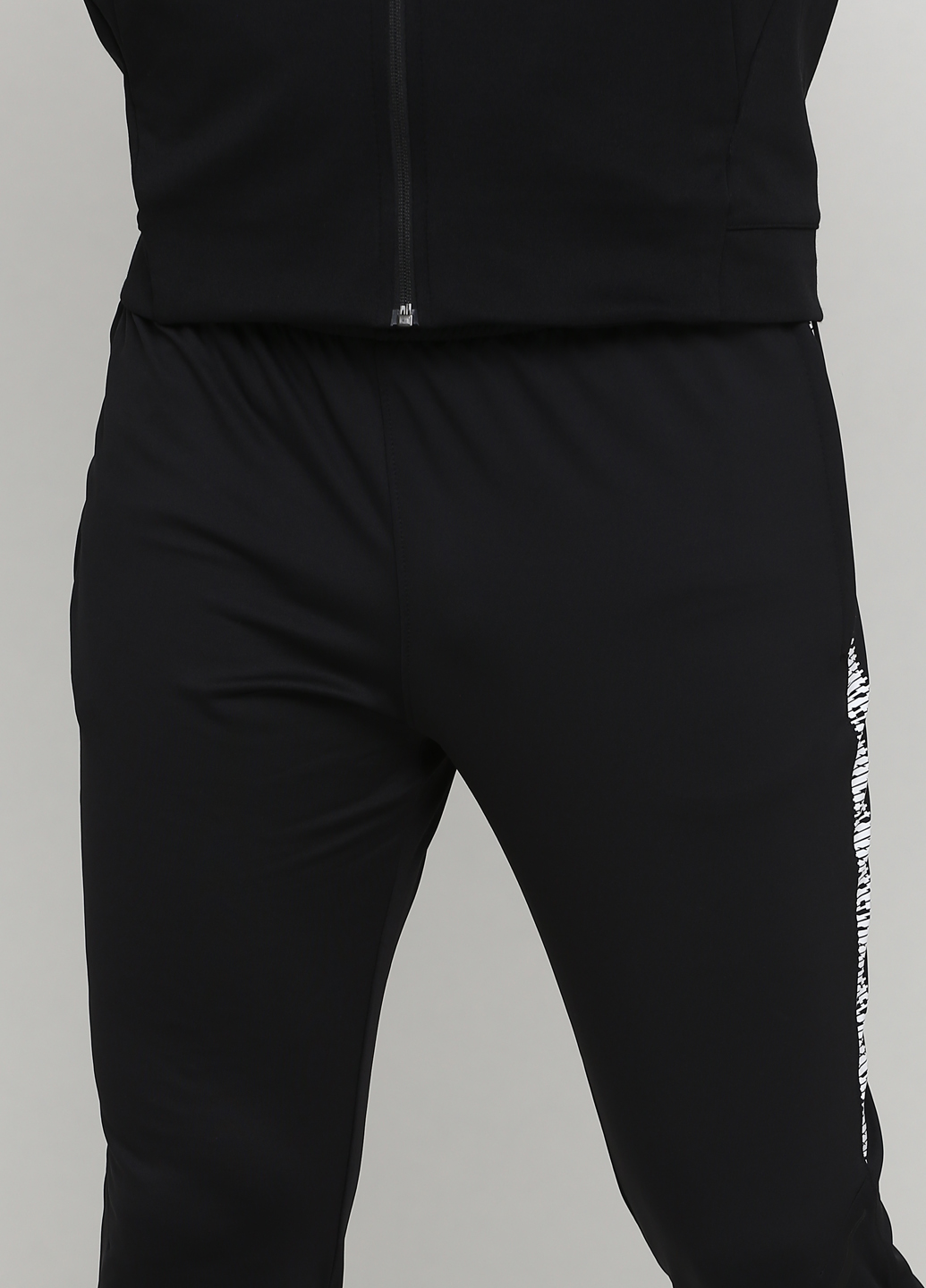 Брюки Nike M NK DRY SQD PANT KP Чоловіки р.XL Чорний